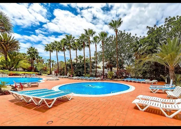 Americas Ocean View El Dorado 公寓